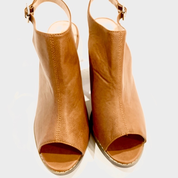 Tan Peep-Toe Booty - 3.5 Heel and Buckle Closure - Picture 2 of 8